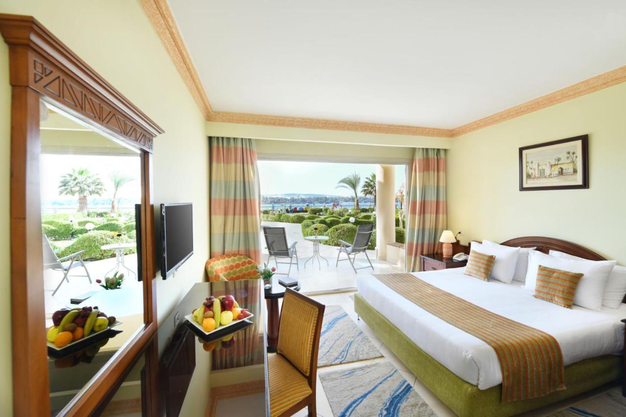 Tolip Aswan Hotel Экстерьер фото
