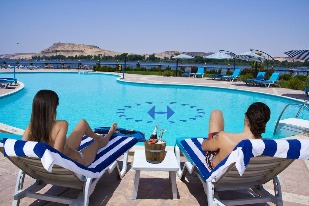 Tolip Aswan Hotel Экстерьер фото
