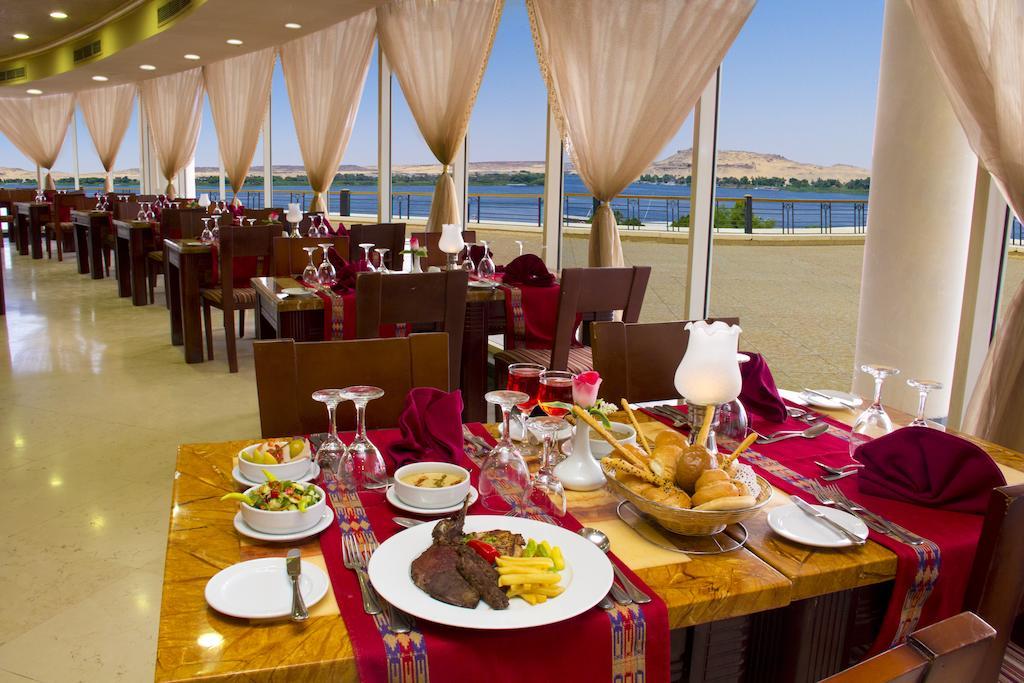 Tolip Aswan Hotel Экстерьер фото