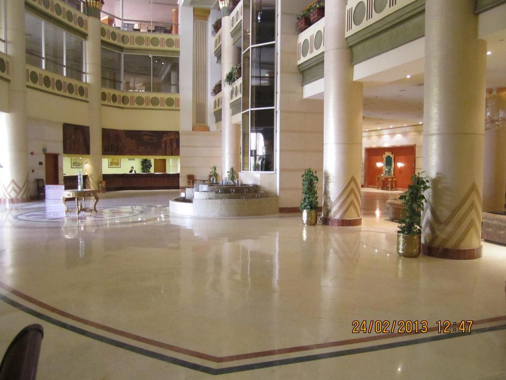 Tolip Aswan Hotel Экстерьер фото